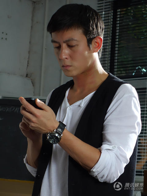 《探灵档案》中化身探灵侦探