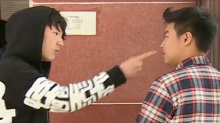 变形计20150203期:佳铭杀鸡被追责 怒与老爸撕x