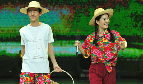 谢娜浮夸演技再现"九妹"