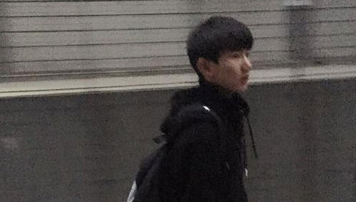 tfboys王源晒上学照喊冷 网友心疼喊其穿秋裤